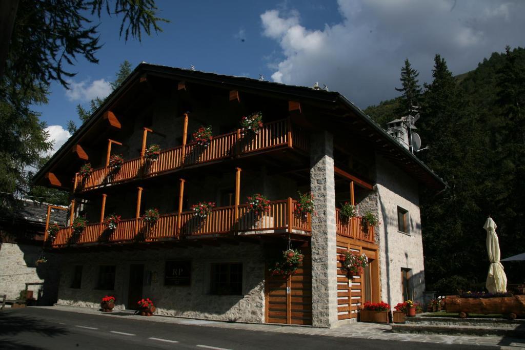 Residence Planpincieux Courmayeur Luaran gambar